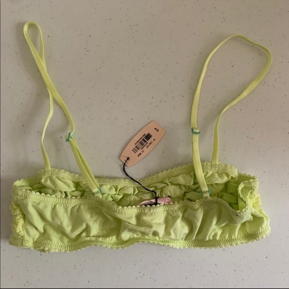 NWT Victoria’s Secret bralette size small - Picture 2 of 7